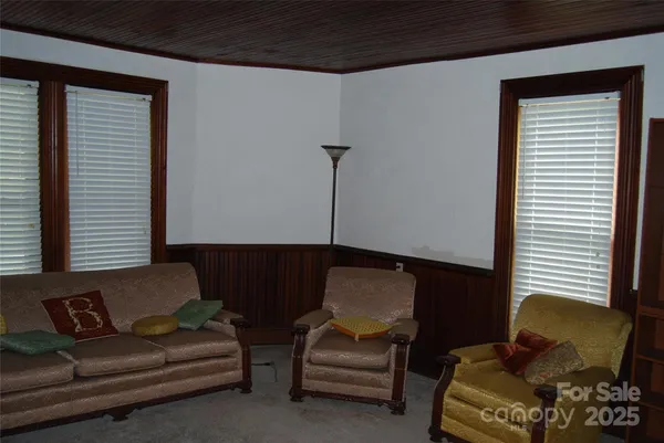 $319,000 | 7 Noble Road, Fairview, NC 28730