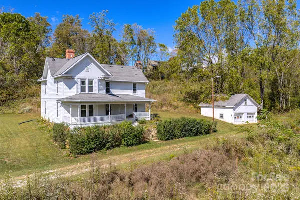 $319,000 | 7 Noble Road, Fairview, NC 28730