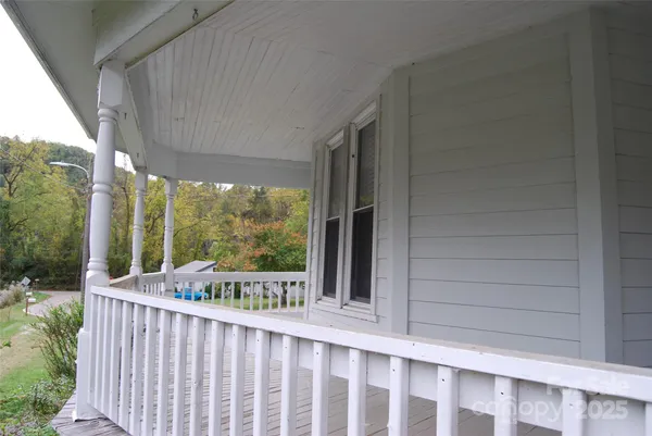 $319,000 | 7 Noble Road, Fairview, NC 28730