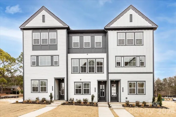 $489,990 | 3009 Circles End Circle, Charlotte, NC 28226