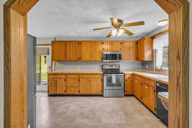 $289,900 | 589 South Apalachin Road, Apalachin, NY 13732