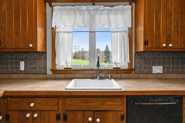 $289,900 | 589 South Apalachin Road, Apalachin, NY 13732