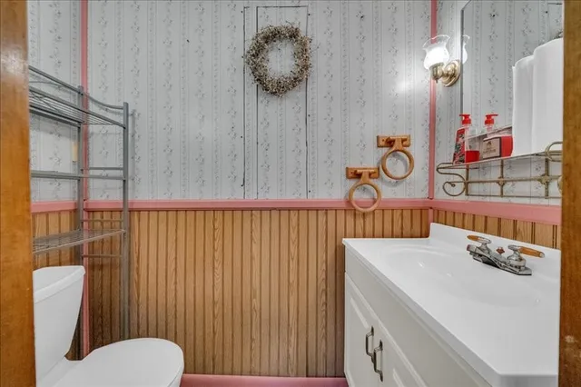 $289,900 | 589 South Apalachin Road, Apalachin, NY 13732