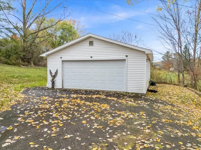 $289,900 | 589 South Apalachin Road, Apalachin, NY 13732