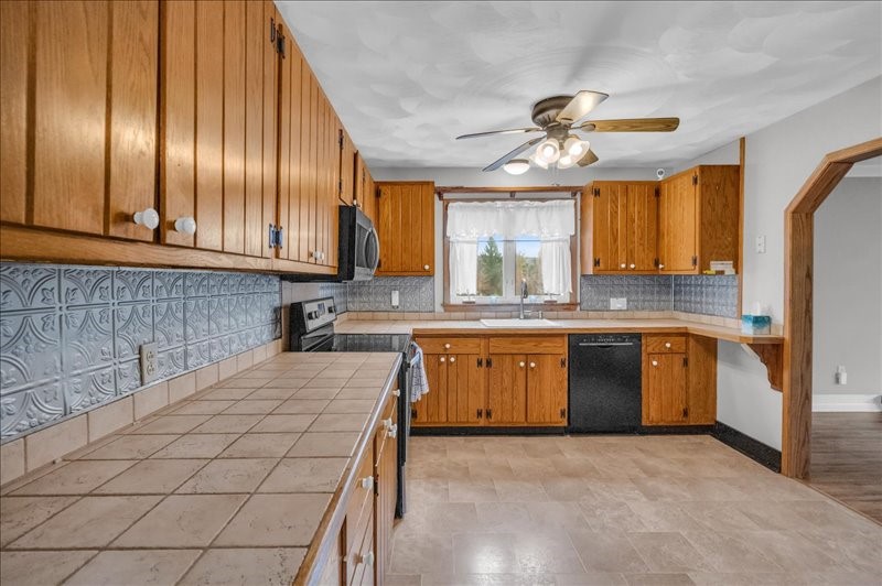 589 South Apalachin Road Apalachin, NY 13732 - Photo 6 of 45