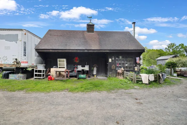 a view of a park from a garden