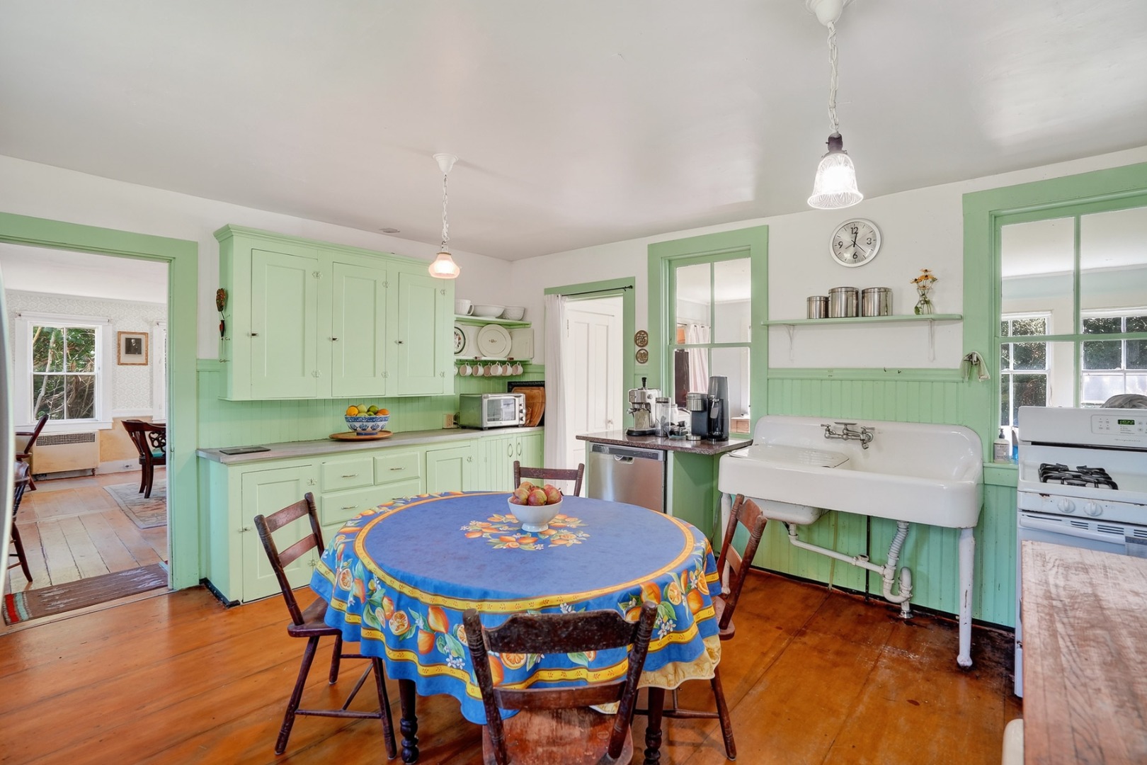 171 Upper Main Street Edgartown, MA 02539 - Photo 4 of 11 Kitchen