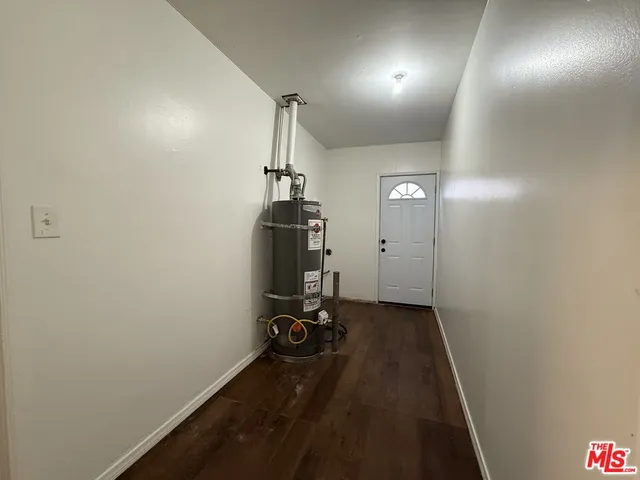 a view of a hallway with closet