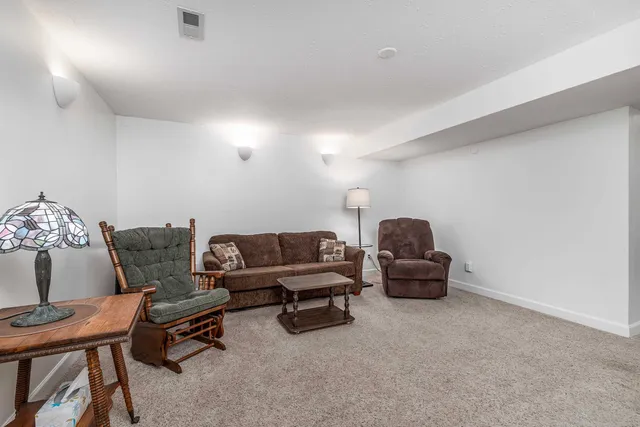 $329,900 | 825 Shadow Bluff Drive, Galena, IL 61036