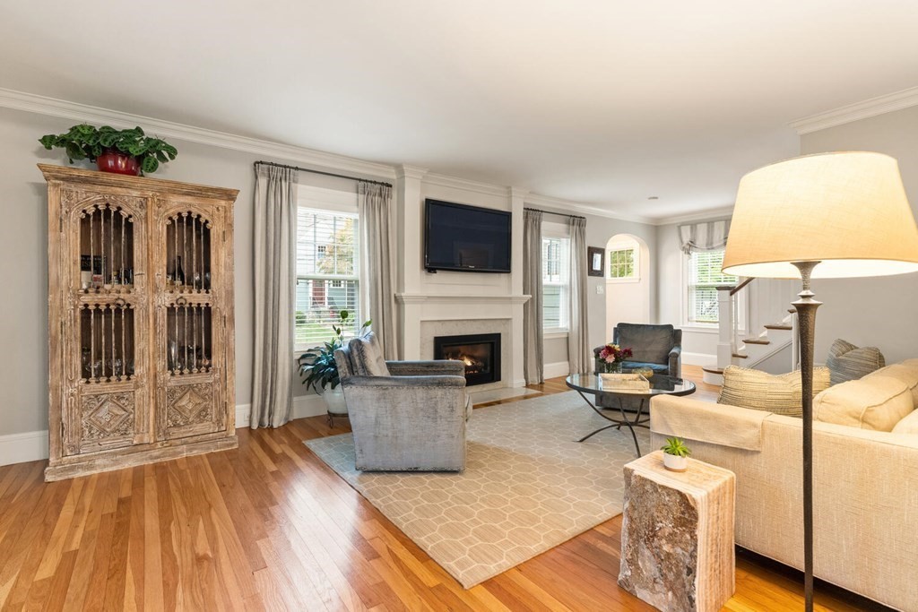 26 Sargent Road Winchester, MA 01890 - Photo 9 of 34 Gallery Image 9