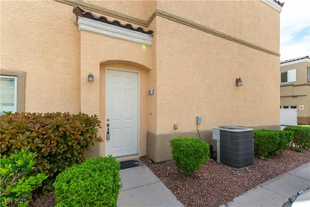 $250,000 | 6328 Sandy Ridge Street, Unit 201, North Las Vegas, NV 89081