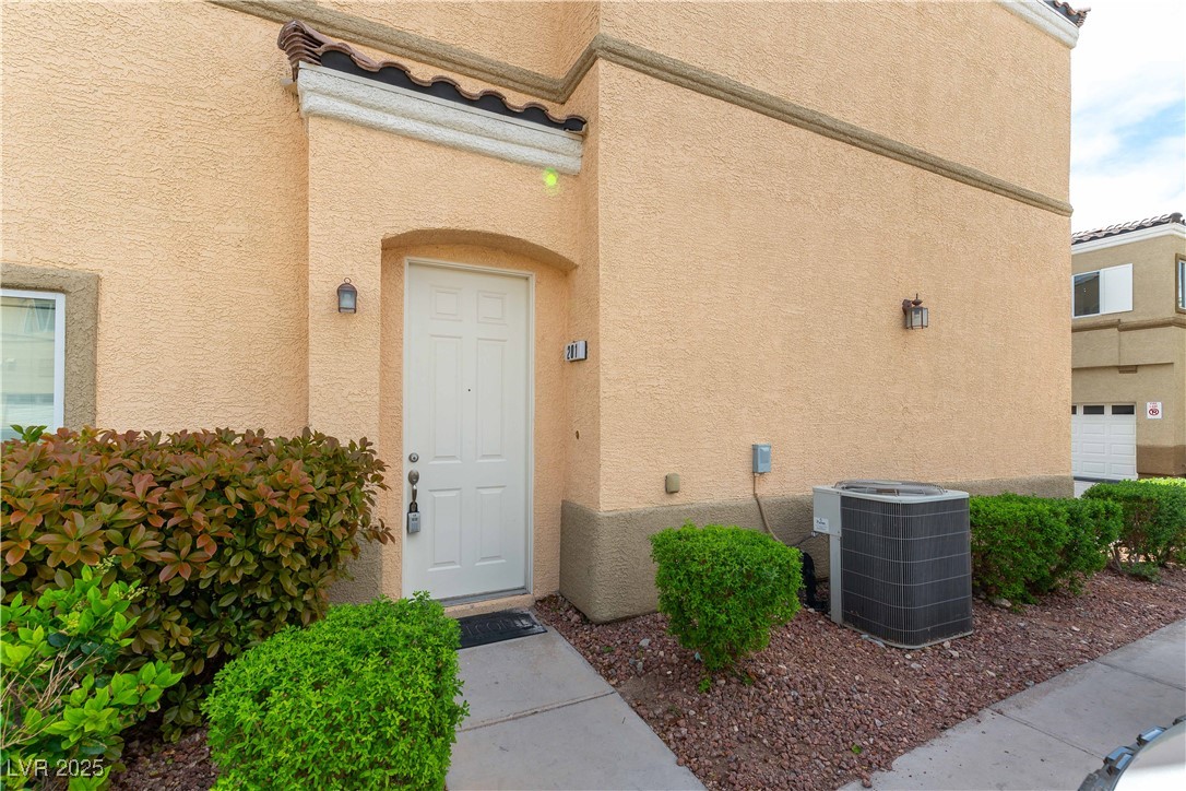 6328 Sandy Ridge Street, Unit 201 North Las Vegas, NV 89081 - Photo 2 of 25