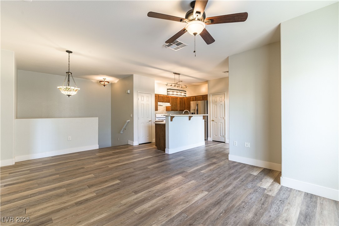 6328 Sandy Ridge Street, Unit 201 North Las Vegas, NV 89081 - Photo 7 of 25