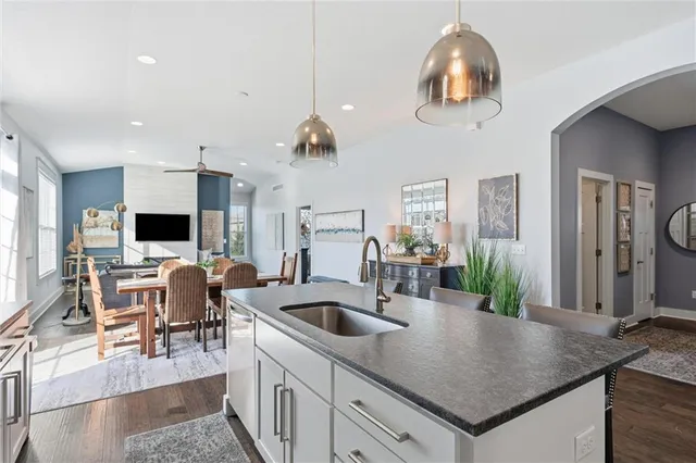 $465,000 | 21366 West 117th Terrace, Olathe, KS 66061