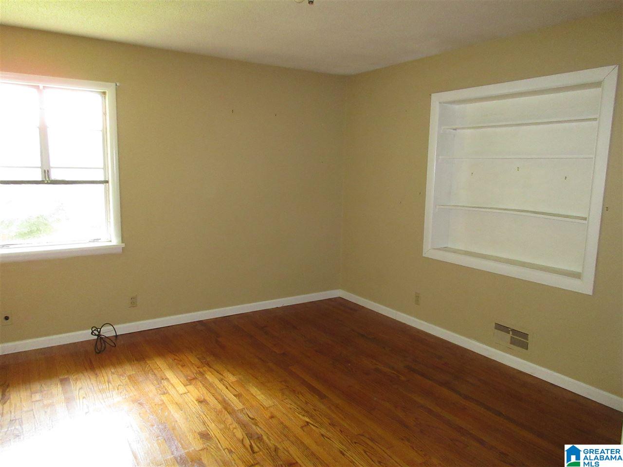 144 East Crest Road Bessemer, AL 35023 - Photo 5 of 10 Gallery Image 5