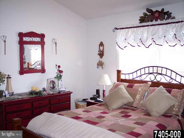 2550 Gora Road North York, PA 17404 - Photo 7 of 9 Gallery Image 7