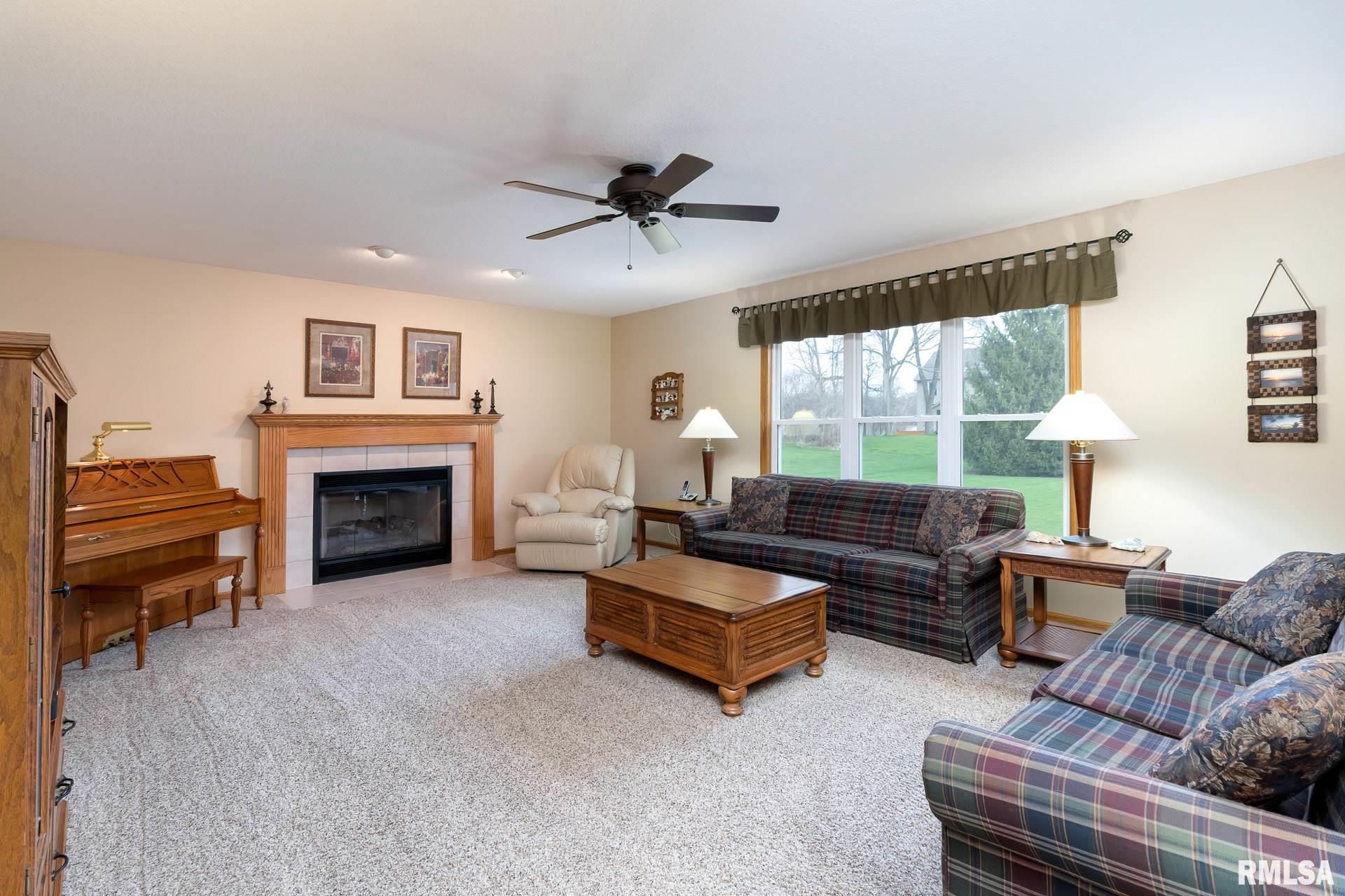 1471 Plum Tree Road Bettendorf, IA 52722 - Photo 16 of 39 Gallery Image 16