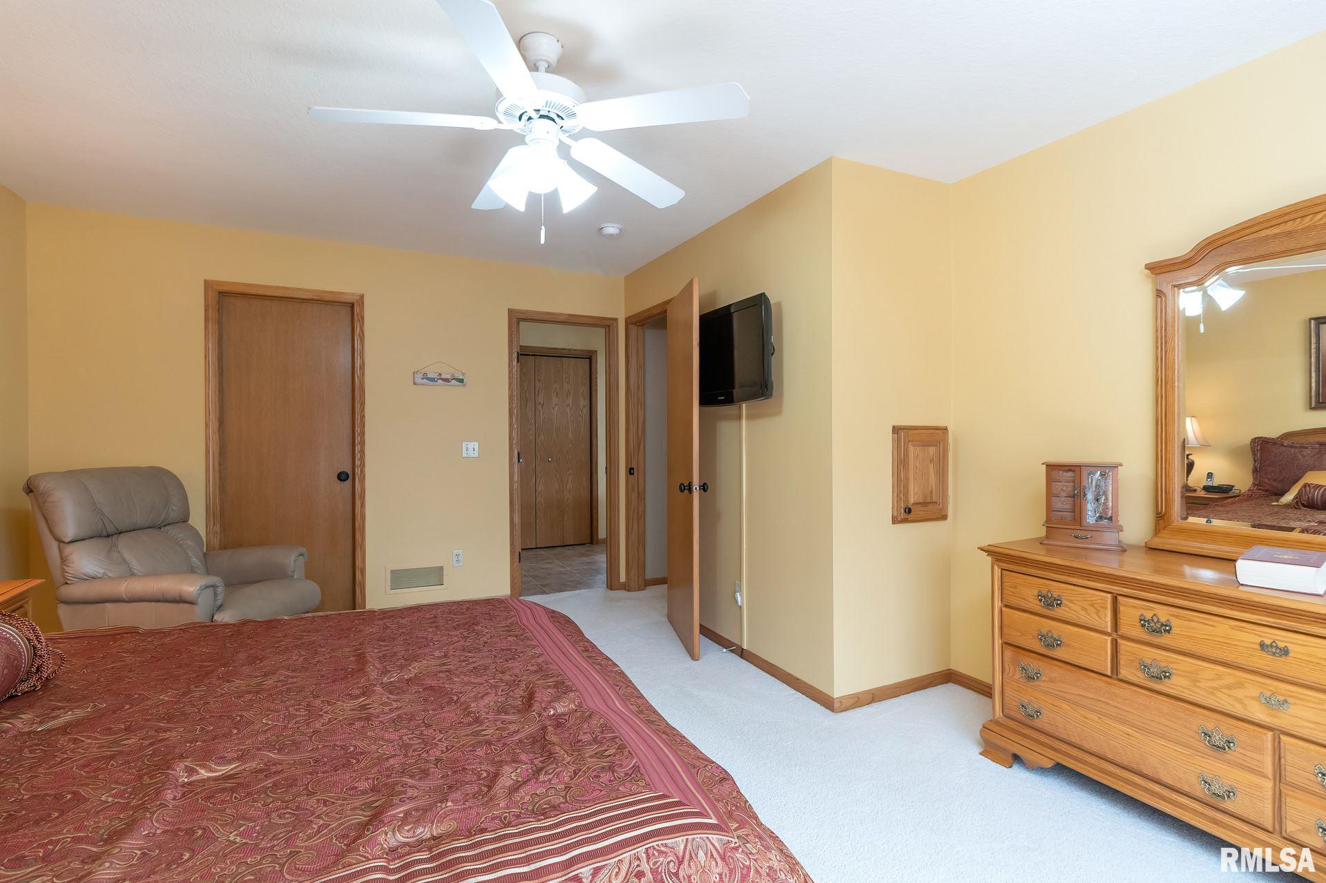 1471 Plum Tree Road Bettendorf, IA 52722 - Photo 22 of 39 Gallery Image 22