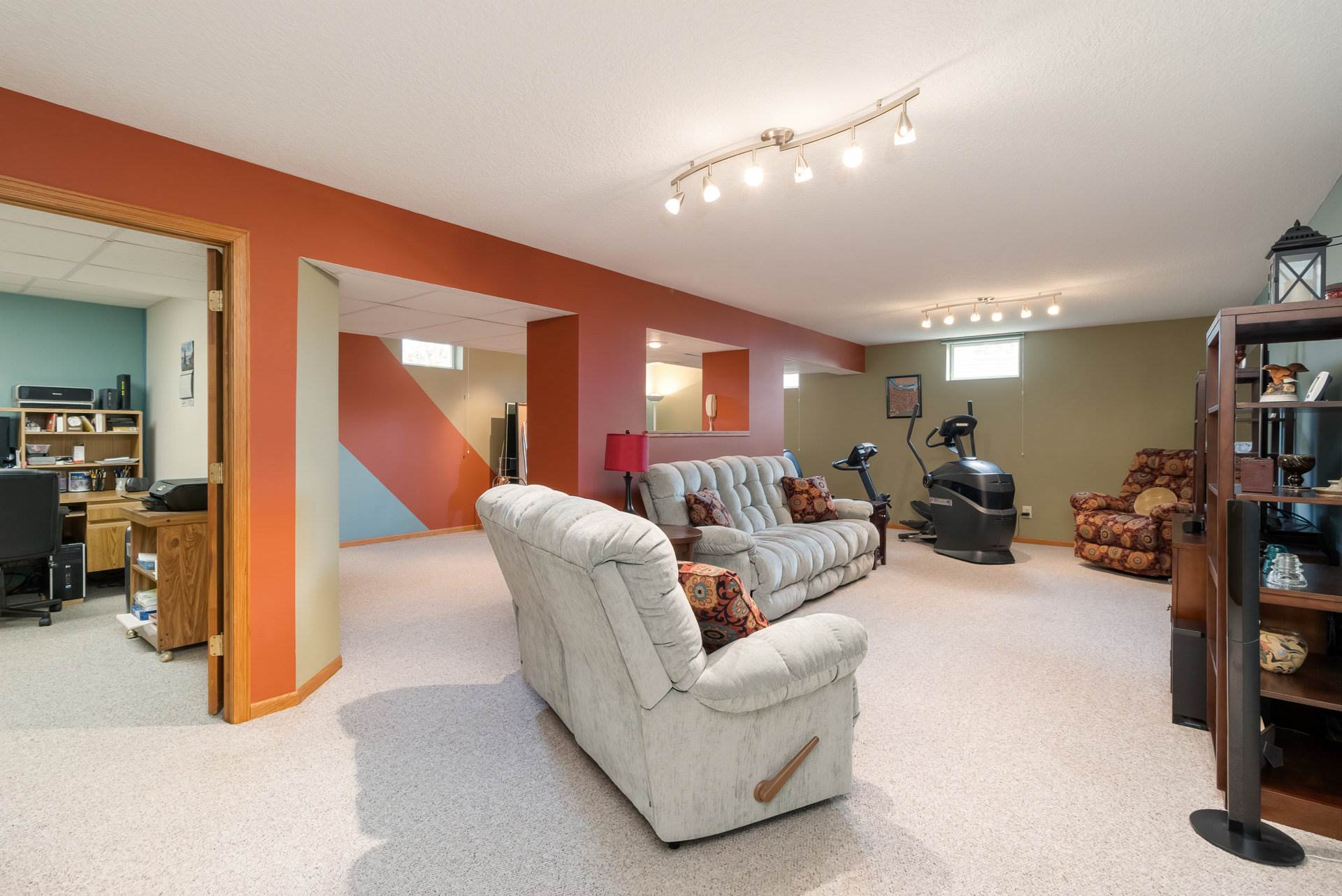 1471 Plum Tree Road Bettendorf, IA 52722 - Photo 30 of 39 Gallery Image 30
