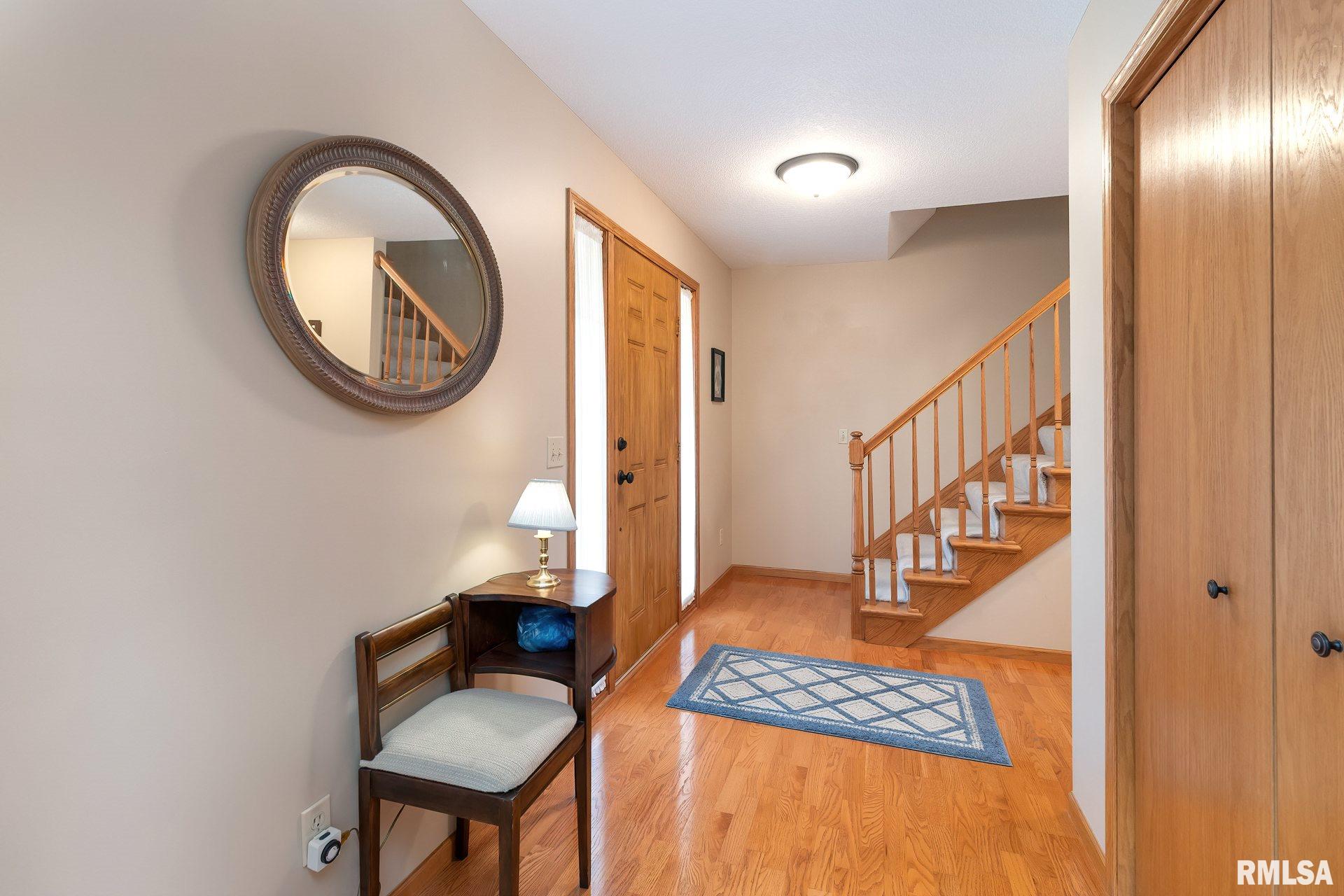 1471 Plum Tree Road Bettendorf, IA 52722 - Photo 4 of 39 Gallery Image 4