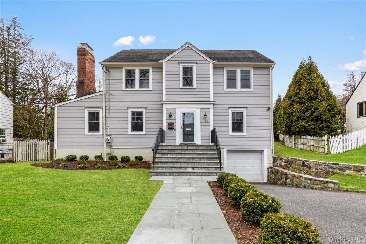 12 Robin Hill Road Scarsdale, NY 10583 - Photo 2 of 28