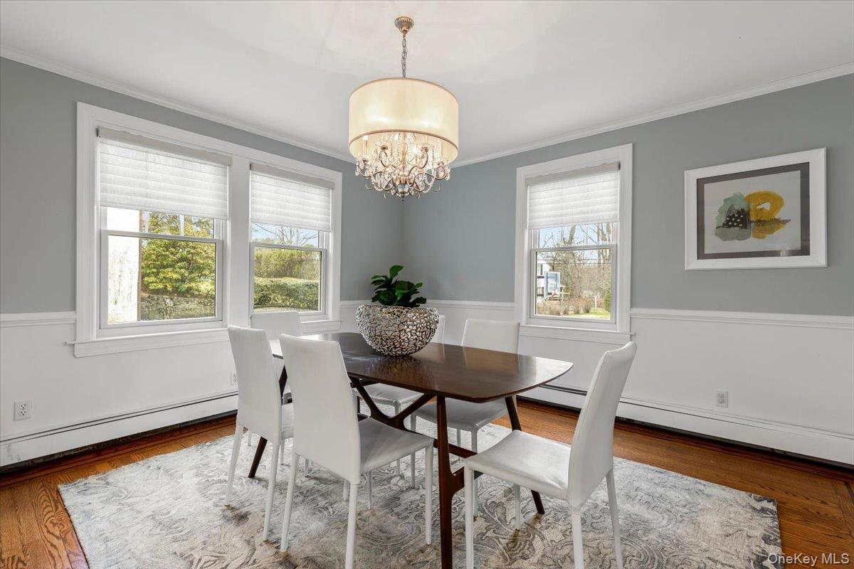 12 Robin Hill Road Scarsdale, NY 10583 - Photo 6 of 28