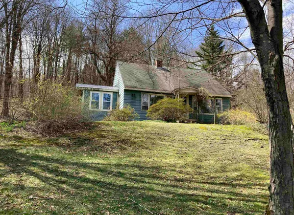 $220,000 | 97 Westminster W Road, Putney, VT 05346