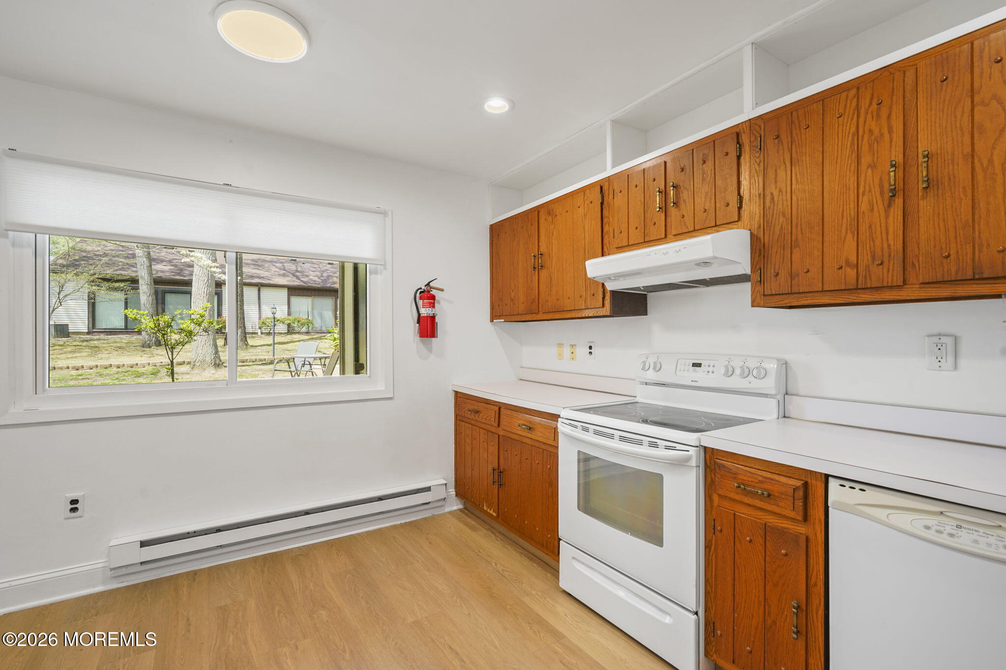 90 Arrowood Road, Unit E Manalapan, NJ 07726 - Photo 8 of 25 8-web-or-mls-DSC09482