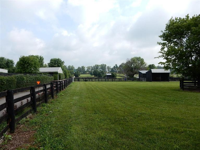 3354 Huntertown Road Versailles, KY 40383 - Photo 23 of 41 Photo 24