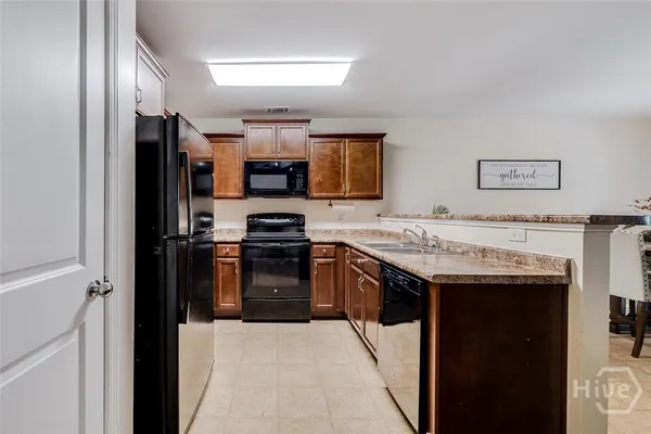 $1,700 | 17 Brown Thrasher Court, Port Wentworth, GA 31407