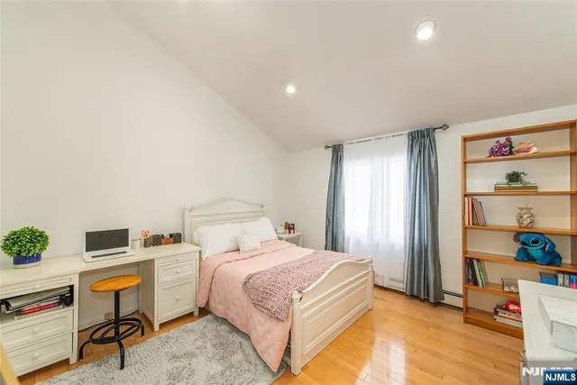 $999,000 | 36 Yellow Brick Road, Wayne, NJ 07470