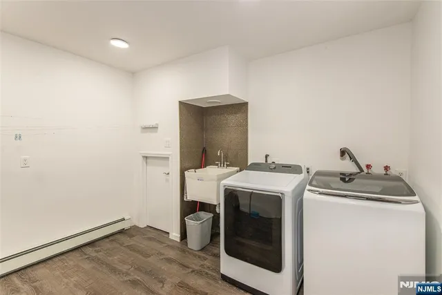 $999,000 | 36 Yellow Brick Road, Wayne, NJ 07470