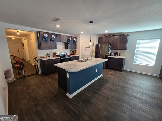 $2,300 | 108 Landing Boulevard, Woodbine, GA 31569