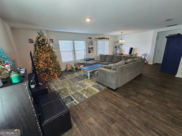 $2,300 | 108 Landing Boulevard, Woodbine, GA 31569