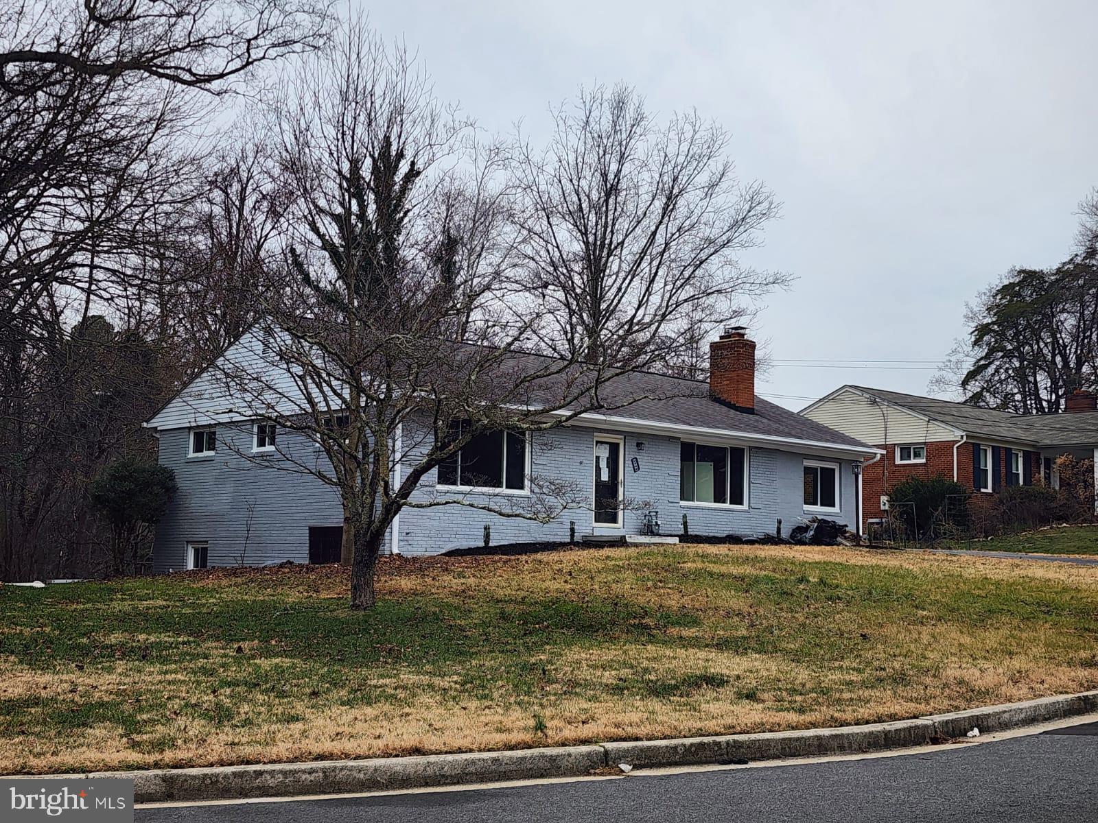 3629 Parklane Road Fairfax, VA 22030 - Photo 3 of 5