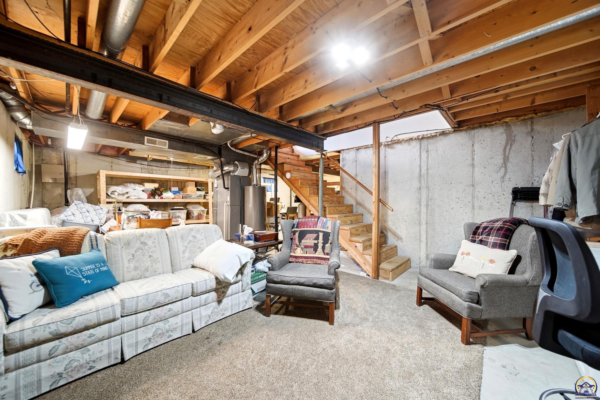 5561 Southwest Stonegate Court Topeka, KS 66606 - Photo 26 of 30