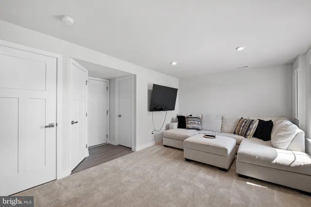 $459,900 | 927 Ericcson Lane, Middletown, DE 19709