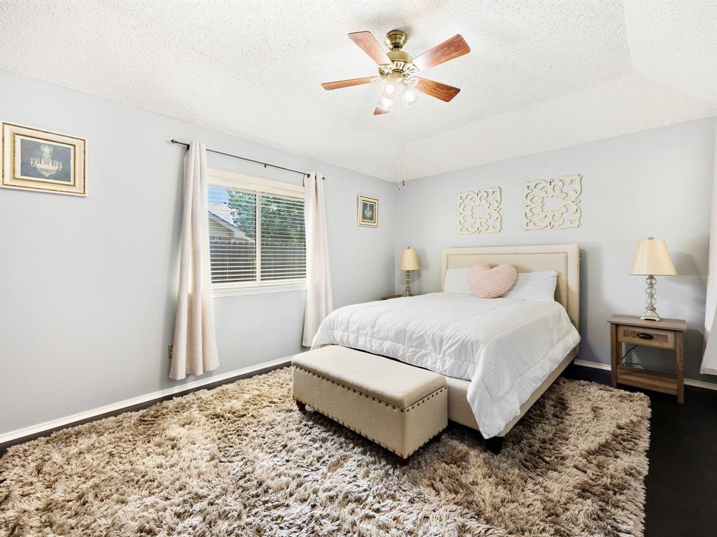 2032 Spicewood Road Bedford, TX 76021 - Photo 10 of 21