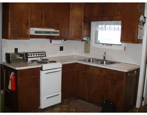 228 Hay Road Hudson, ME 04449 - Photo 15 of 20 Kitchen.