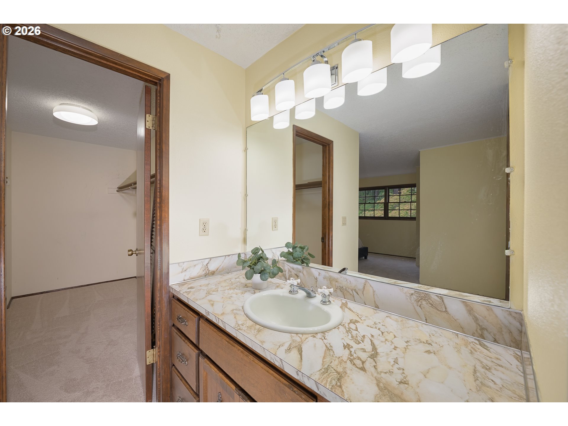 5825 Southwest Spruce Avenue Beaverton, OR 97005 - Photo 17 of 35