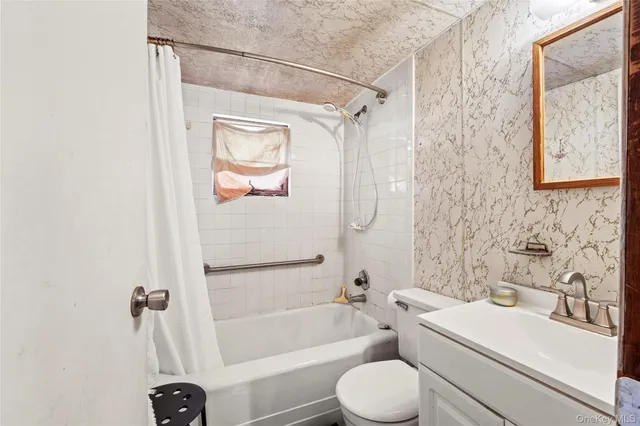 $599,000 | 2340 Devon Street, East Meadow, NY 11554