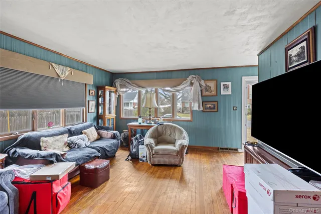 $599,000 | 2340 Devon Street, East Meadow, NY 11554