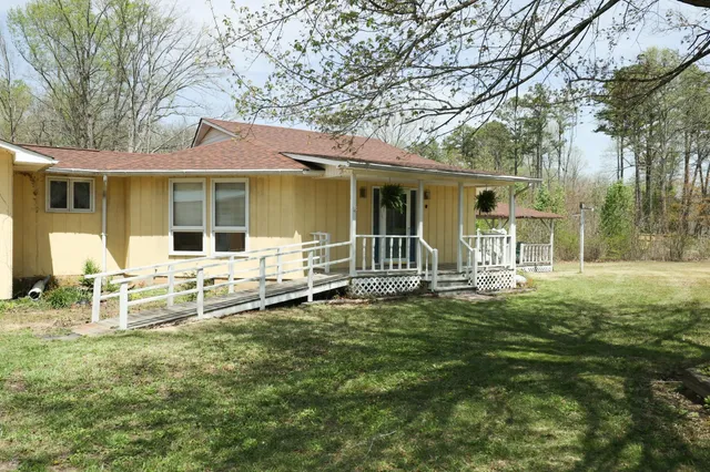 $227,900 | 30 Burnett Road, Gruetli Laager, TN 37339