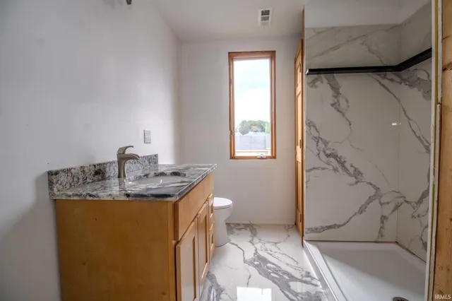 $649,900 | 5374 South County Road 210, Knox, IN 46534