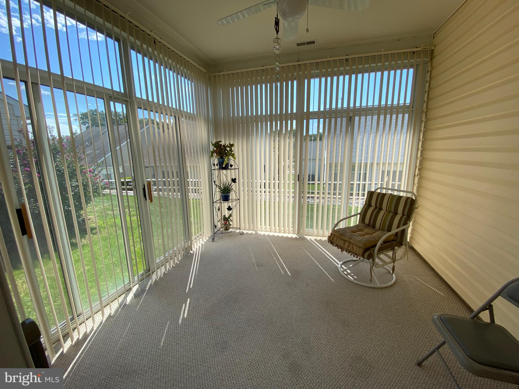 30 Lantern Lane Columbus, NJ 08022 - Photo 22 of 26