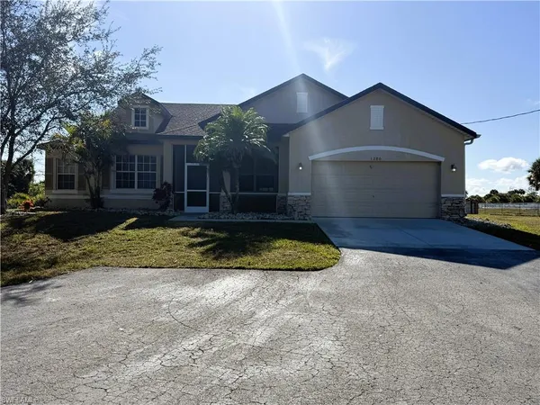 $3,500 | 1280 12th Avenue Northeast, Naples, FL 34120