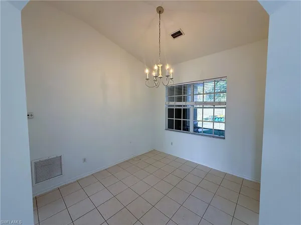 $3,500 | 1280 12th Avenue Northeast, Naples, FL 34120