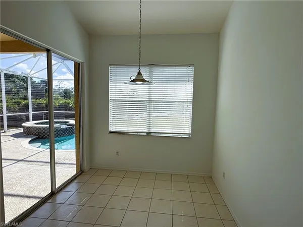 $3,500 | 1280 12th Avenue Northeast, Naples, FL 34120