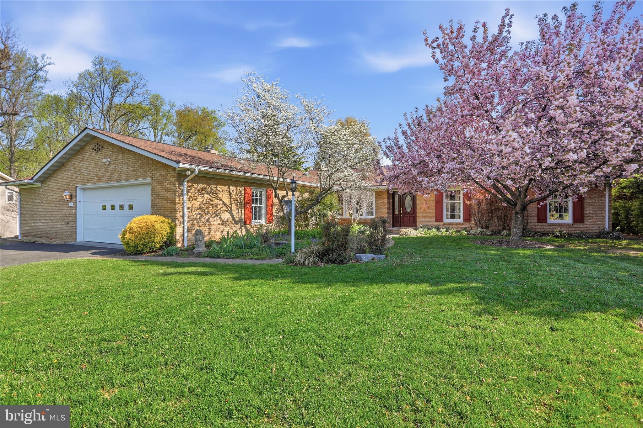 Custom built all brick ranch on almost an acre