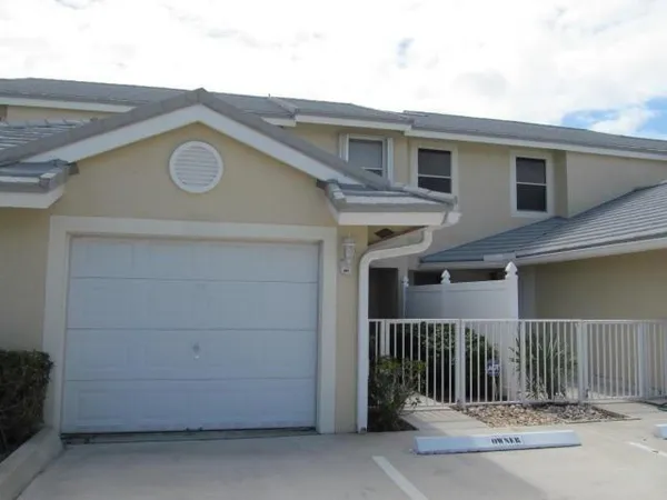 $2,750 | 12832 Woodmill Drive, Palm Beach Gardens, FL 33418